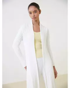Casaco off white Alongando Anselmi na internet