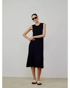 Vestido Midi Plissado Cru na internet