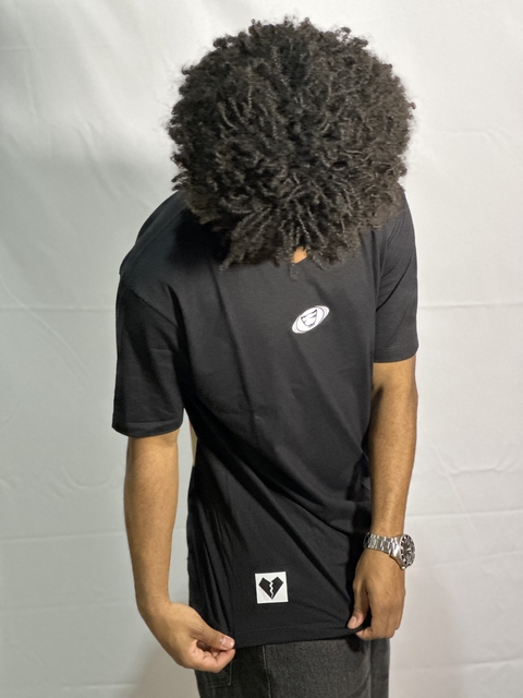 CAMISETA EU NÂO SEI SE SUPEREI PRETA - comprar online