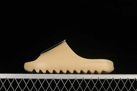 YEEZY SLIDE BONE