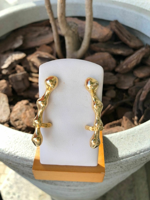 BRINCO EAR CUFF ORGÂNICO