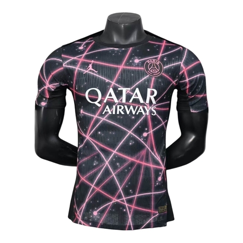 Camisa Paris Saint-German Pré-jogo 25/26 - Jogador Jordan Masculina - Preta com detalhes em rosa