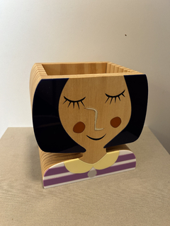 Cachepô menina