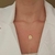 Choker de Aro mais colar de rosa na internet