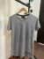 REMERA GRIS ESTAMPADA