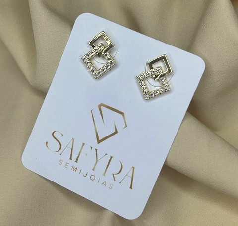 Brinco geométrico cravejado