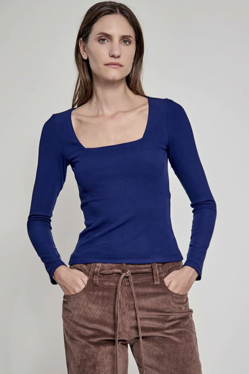 REMERA OLIVA