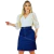 Modelo vestindo saia jeans feminina amaciada desfiada com lycra, em fundo branco.