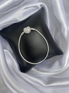 Pulseira para berloque coração cravejado slim