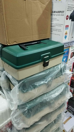Caja de pesca Truper, con 3 compartimientos en internet