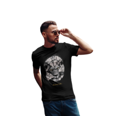 CAMISETA - LEÃO E O TEMPO - comprar online