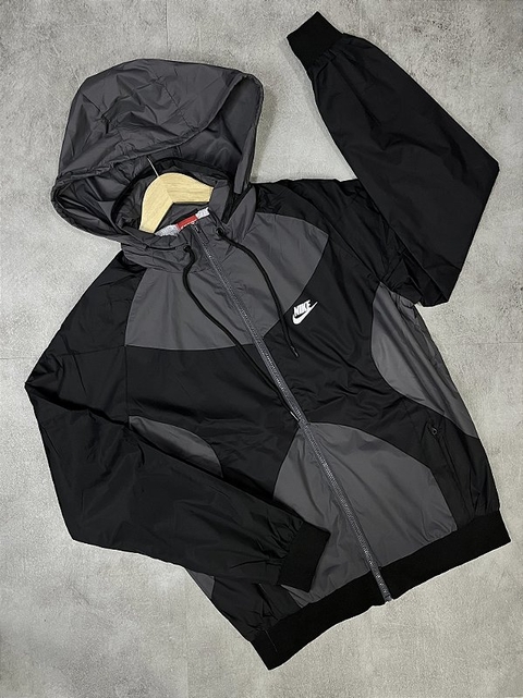 Jaqueta Nike Sportswear Preto e Cinza