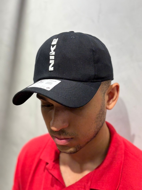 Bone Nike Air Legacy 91 Preto