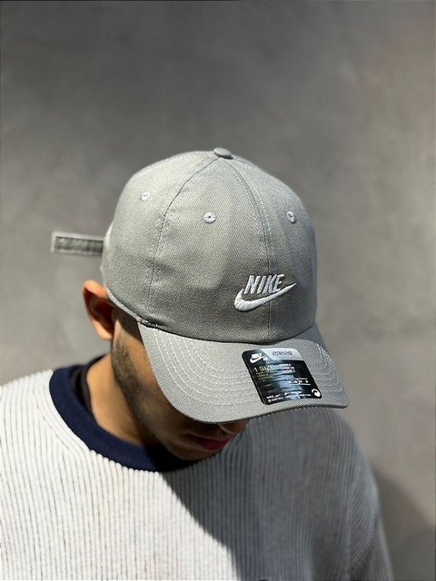 Bone Nike Club H68 Cinza