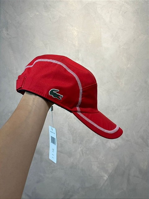 BONÉ LACOSTE COLORBLOCK VERMELHO