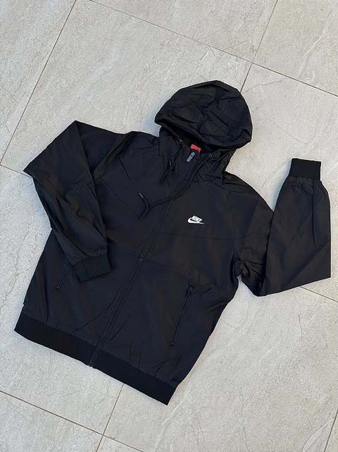 Jaqueta Nike Preta Sportswear Windrunner Unissex