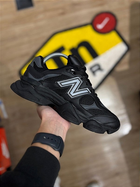TÊNIS NEW BALANCE 9060 SEA SALT PRETO