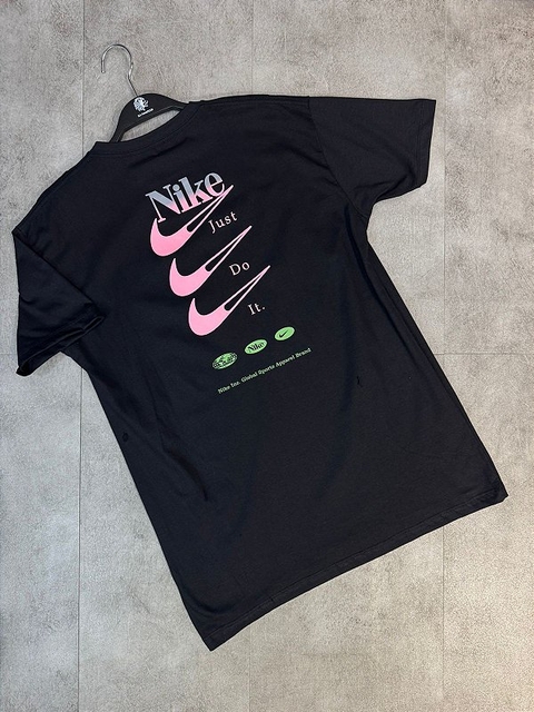 CAMISETA 3 NIKE COLOR PRETA