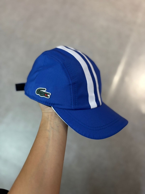 BONÉ LACOSTE SPORTLIGHT AZUL ROYAL