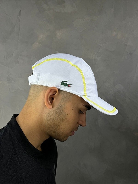Boné Lacoste Aba Curva Branco e Amarelo Sport