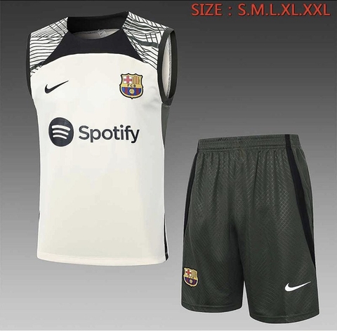 Conjunto Regata Barcelona Verde Militar 2024