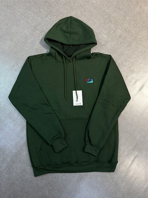 MOLETOM NIKE PATCH VERDE MILITAR