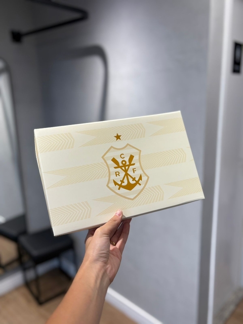 CAIXA DE PRESENTE FLAMENGO BEGE