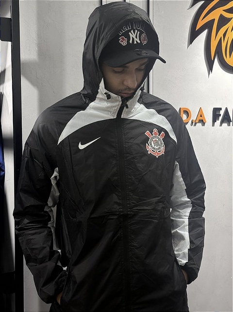 Jaqueta Corta vento Corinthians detalhe branco