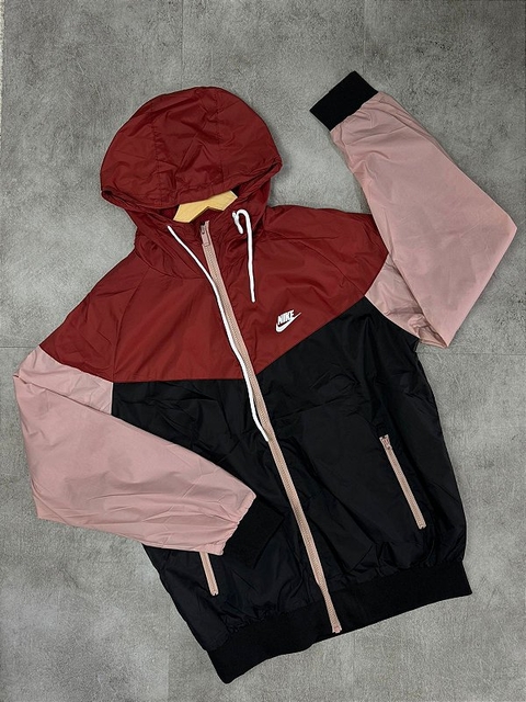 Jaqueta Corta Vento Nike Vinho e preta