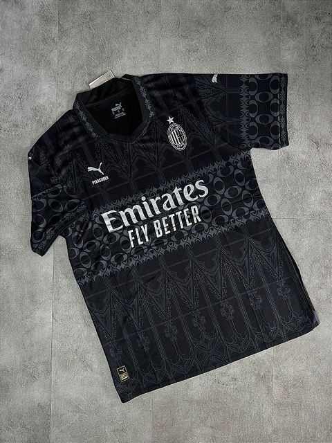 Camisa Milan Preta 2024 Pleasures Original Torcedor Oficial Itália