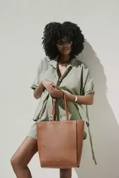 CARTERA GALA NUDE