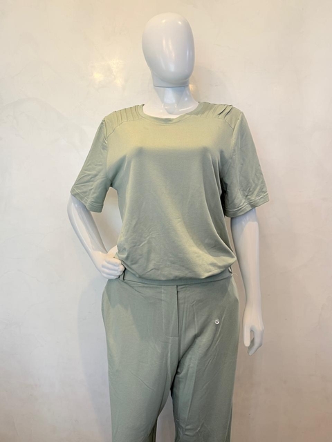 Conjunto verde