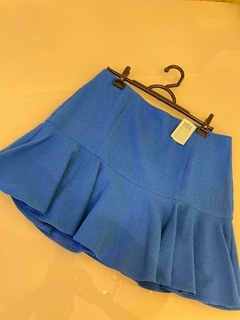 Saia azul vibrante