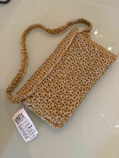 Bolsa Pequena de Crochê