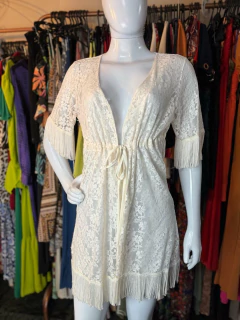 Vestido praiano de renda