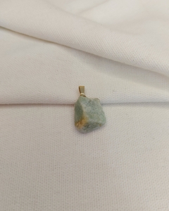 Pingente Pedra Bruta Quartzo Verde - comprar online