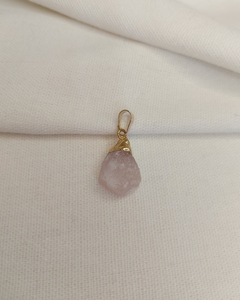 Pingente Pedra Bruta Quartzo Rosa - comprar online