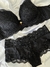 Conjunto de lingerie de renda e microfibra com bojo - Preto