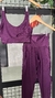 Conjunto canelado de top e calça com bolso - Açaí - comprar online
