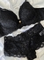 Conjunto de lingerie de renda e microfibra com bojo - Preto - comprar online