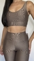 Conjunto canelado de top e calça sem bolso - Castanho - comprar online