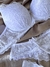 Conjunto de lingerie de renda com bojo - Branco na internet