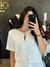 BLUSA C/ BOTÕES E ABERTURA BARRA