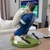 Suporte de Controle de Videogame em Formato de Jogador de Futebol Comemorando – Organização e Estilo para Gamers! - loja online