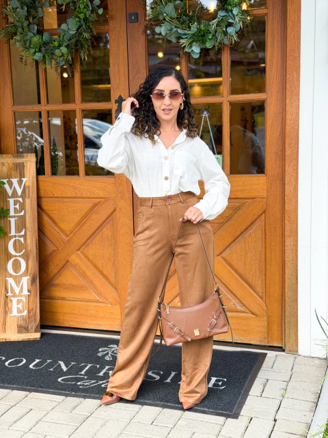 Calça Pantalona em Suede Caramelo - Moda Versátil