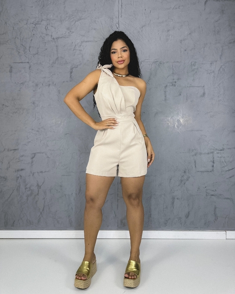 Macaquinho laço no ombro cor Nude - comprar online