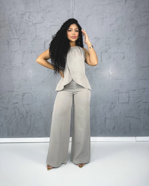 Conjunto calça e blusa Cinza