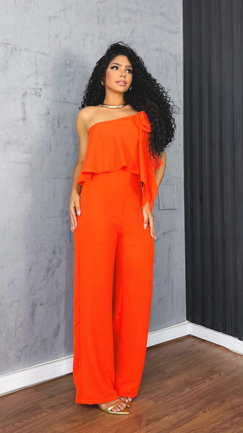 Macacão com detalhe flor cor Laranja