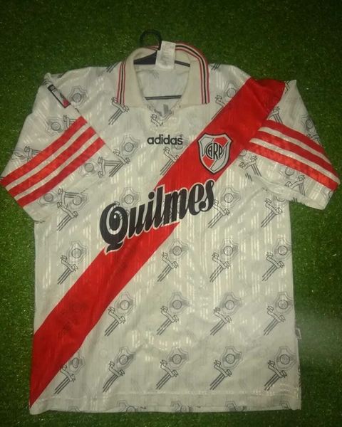 Camiseta de River talle XL