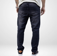 PANTALÓN RECTO CLÁSICO JEANS RÍGIDO (NEGRO STONE) - Rebel.store